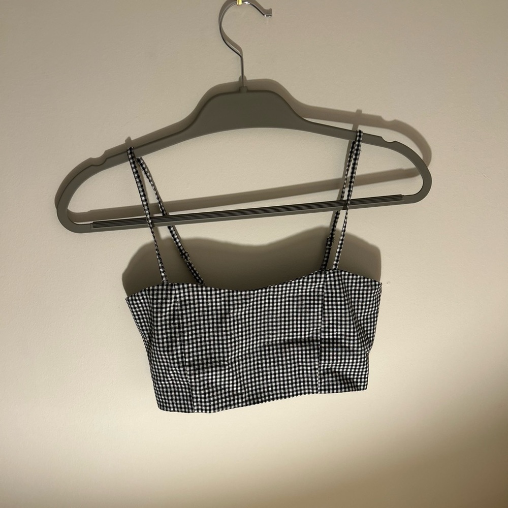 Brandy Melville, Balconette cropped bra top super cute pattern